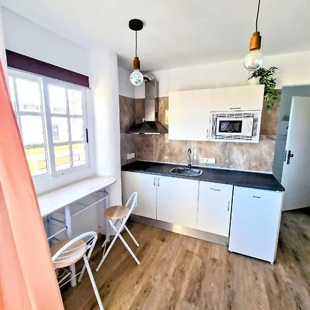 公寓 Moderno Loft Cerca De La Playa. 阿罗纳