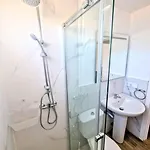 Moderno Loft Cerca De La Playa. Apartman *