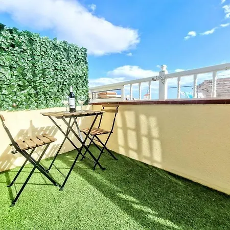 Moderno Loft Cerca De La Playa. Apartman